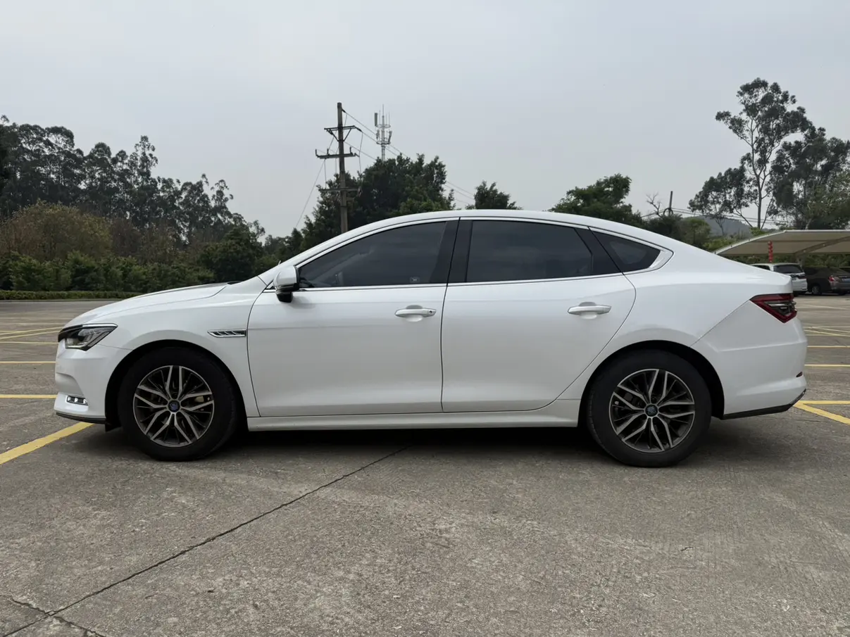 BYD Qin Pro EV