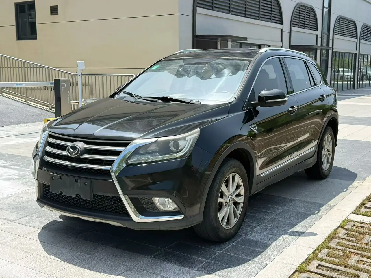 BAIC Magic S6