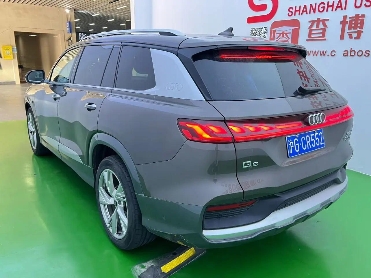 Audi Q6