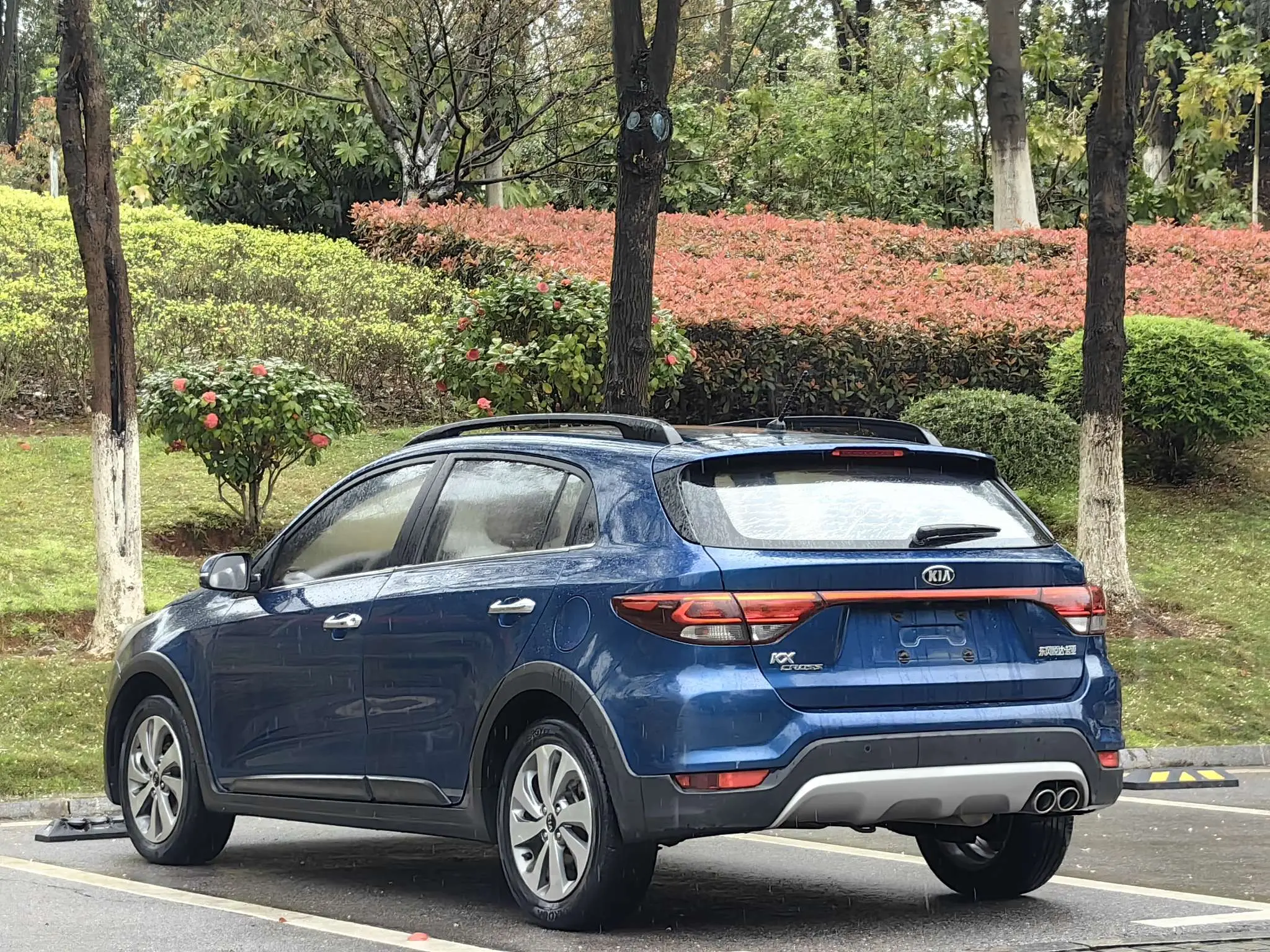 Kia KX CROSS