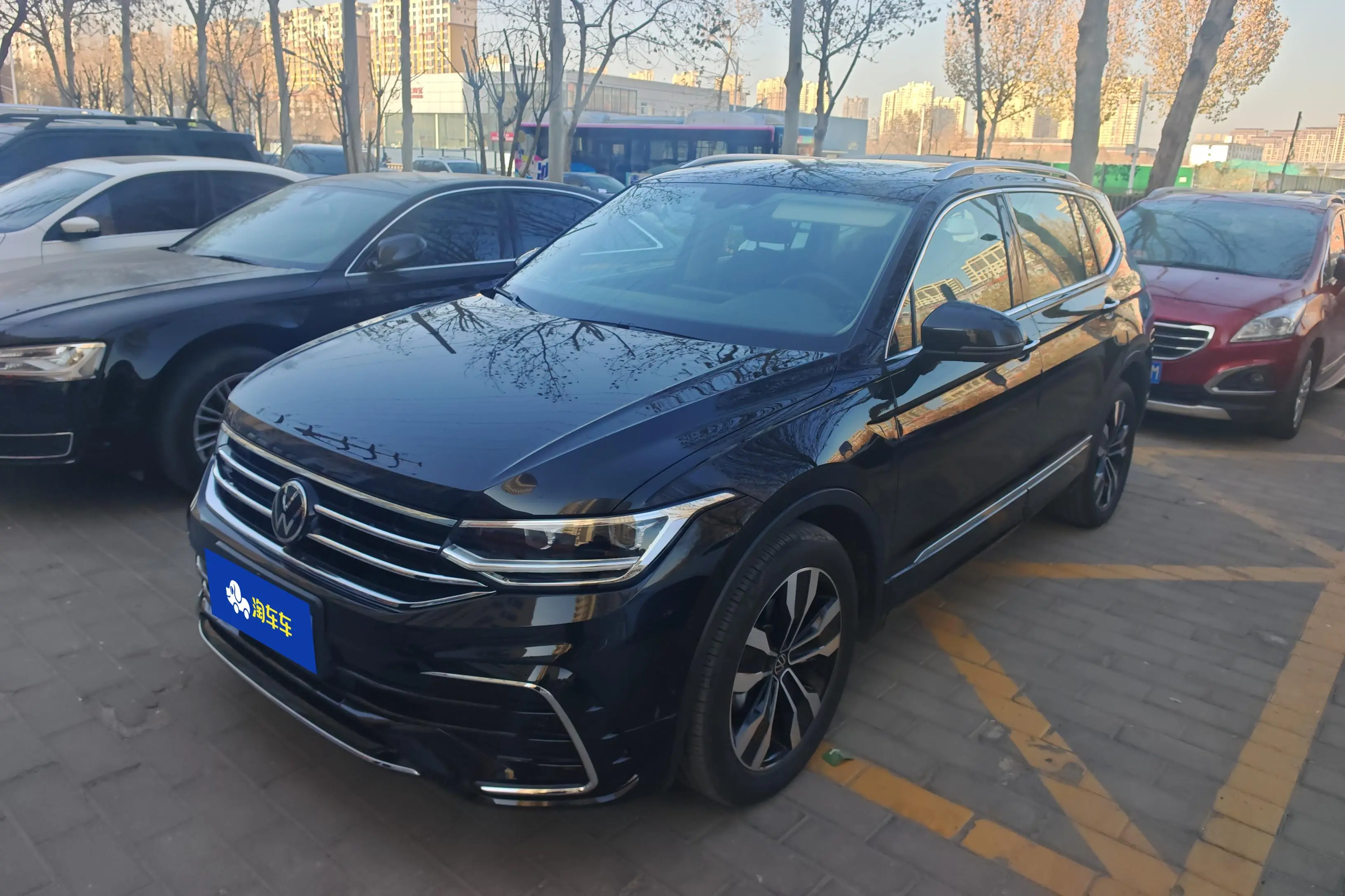 Volkswagen Tiguan L