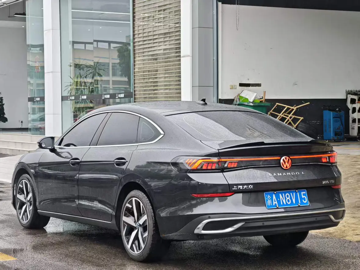 Volkswagen Lamando