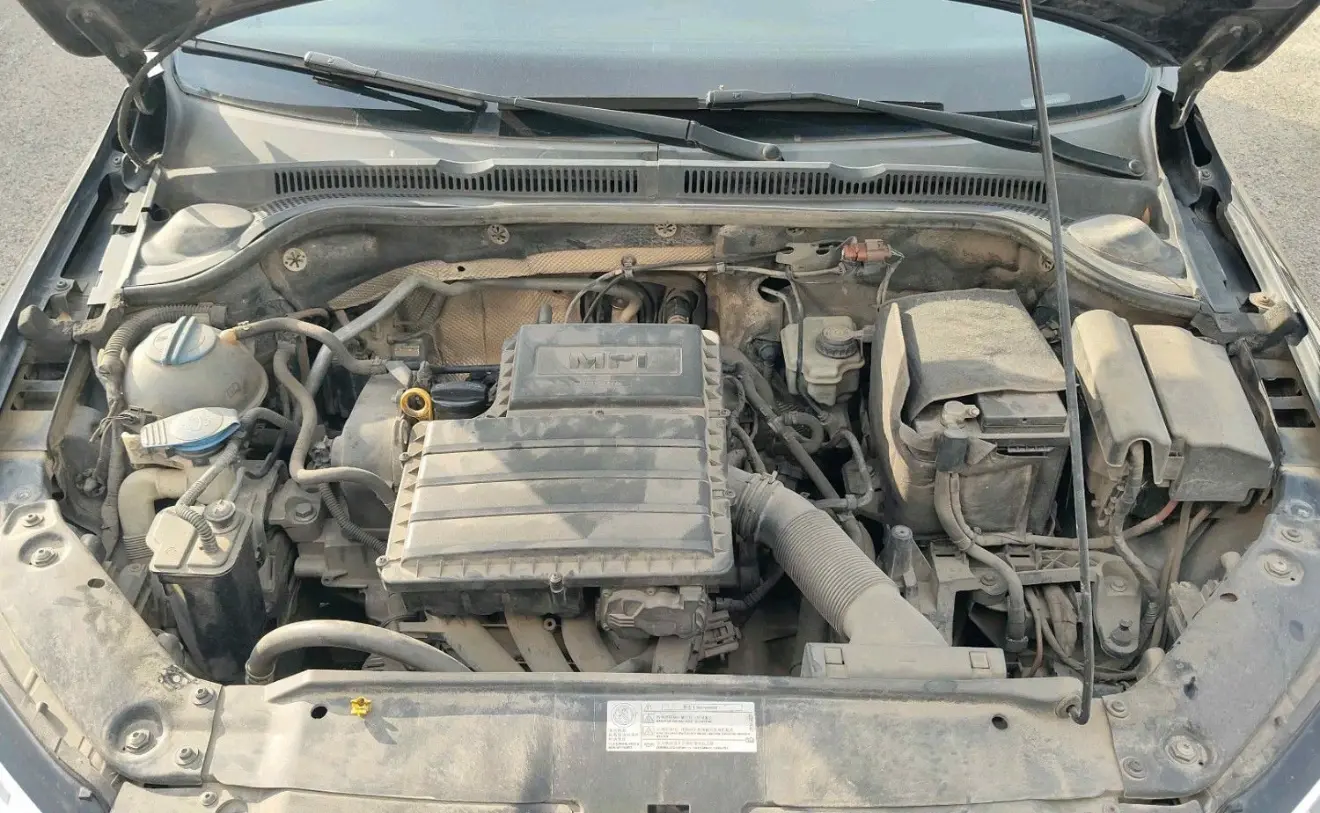 Volkswagen Sagitar