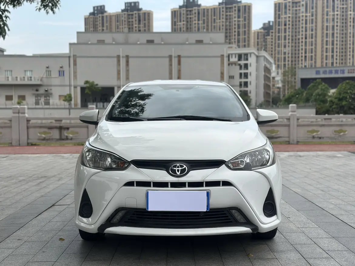 Toyota YARiS L Enjoy