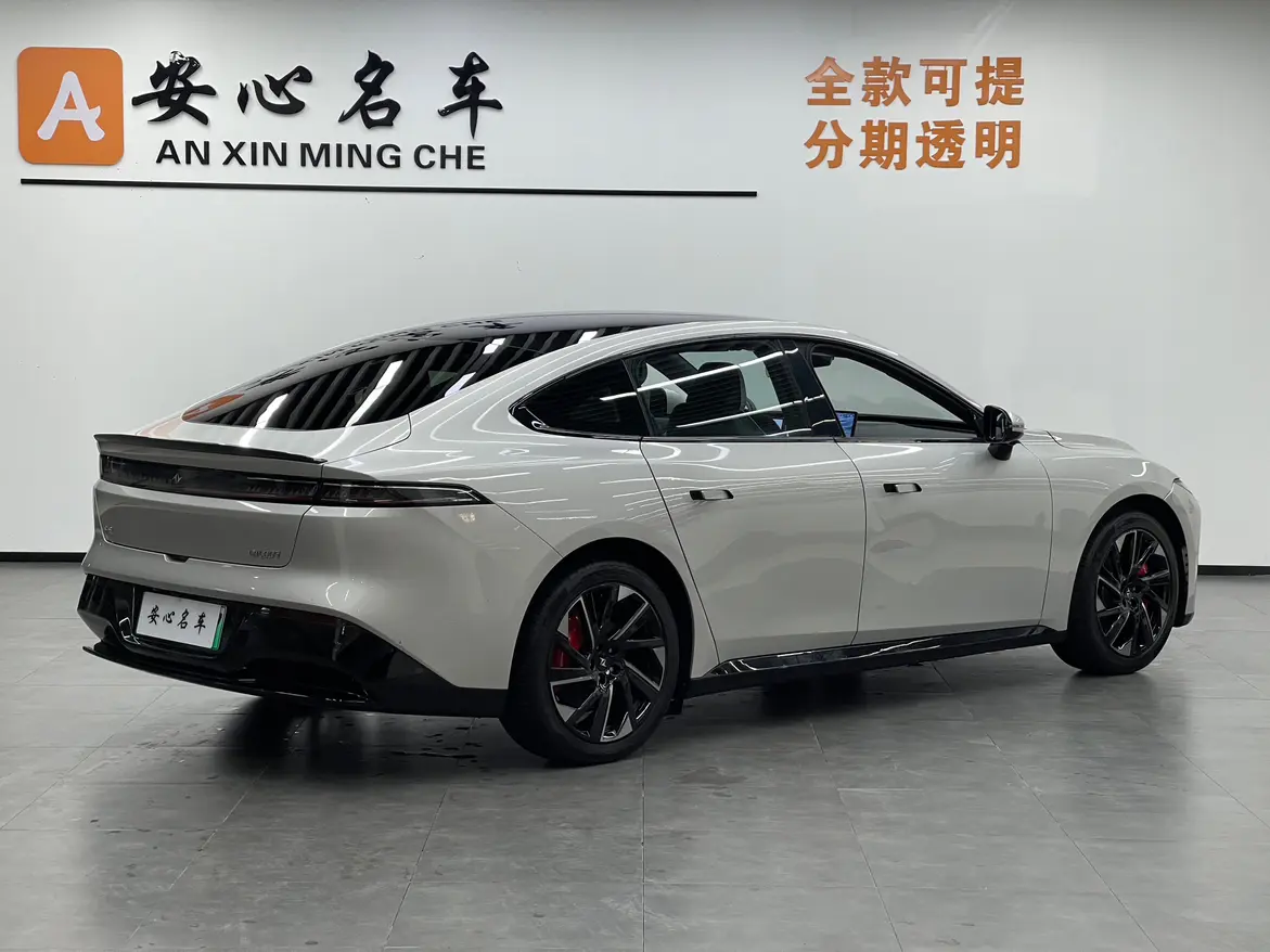 Dongfeng Yipai 007