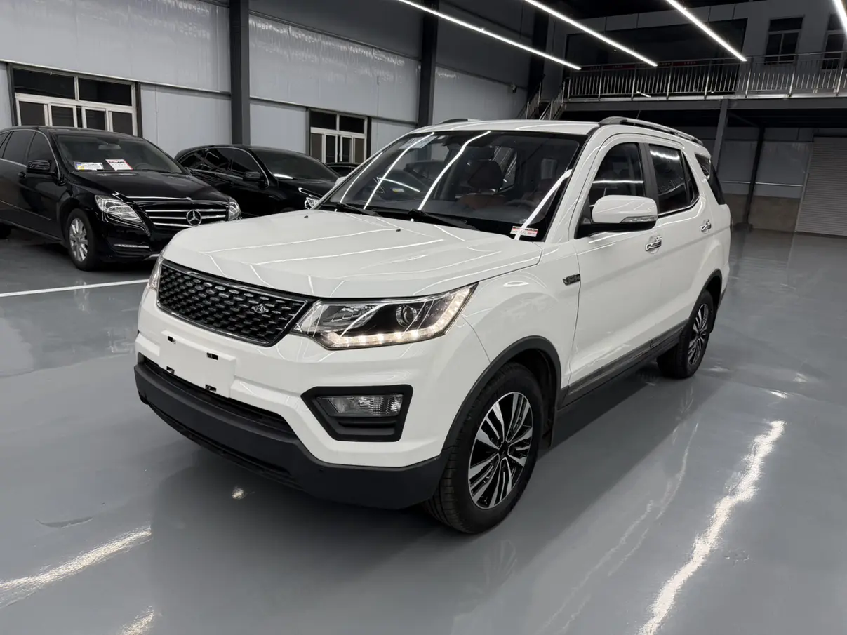 Oshan Changan Auchan CX70