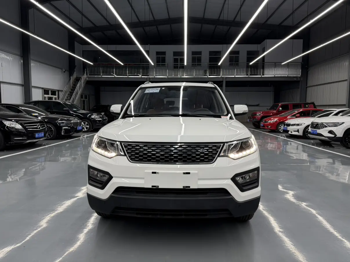 Oshan Changan Auchan CX70