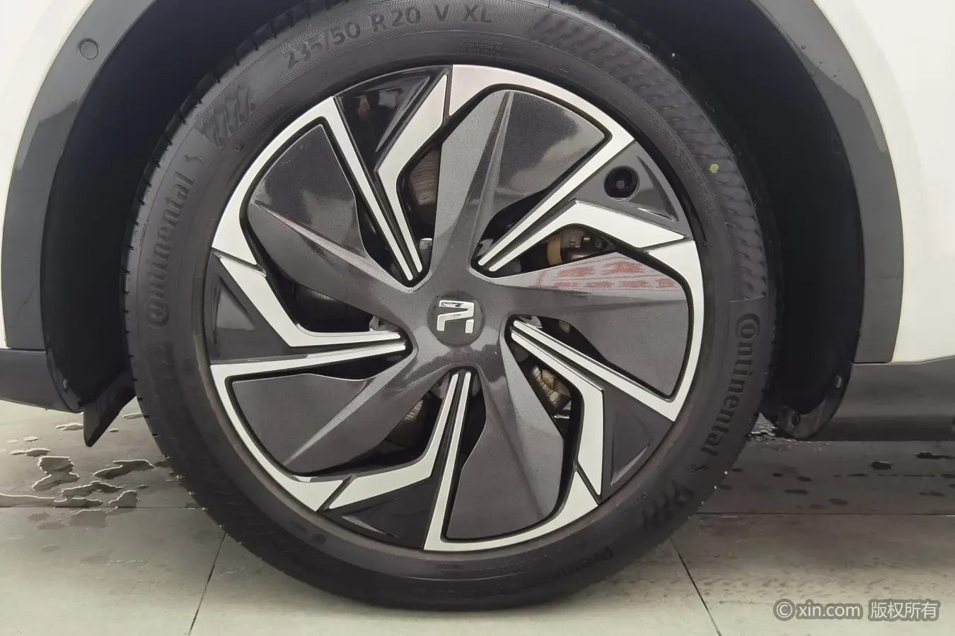 Rising Auto Feifan R7
