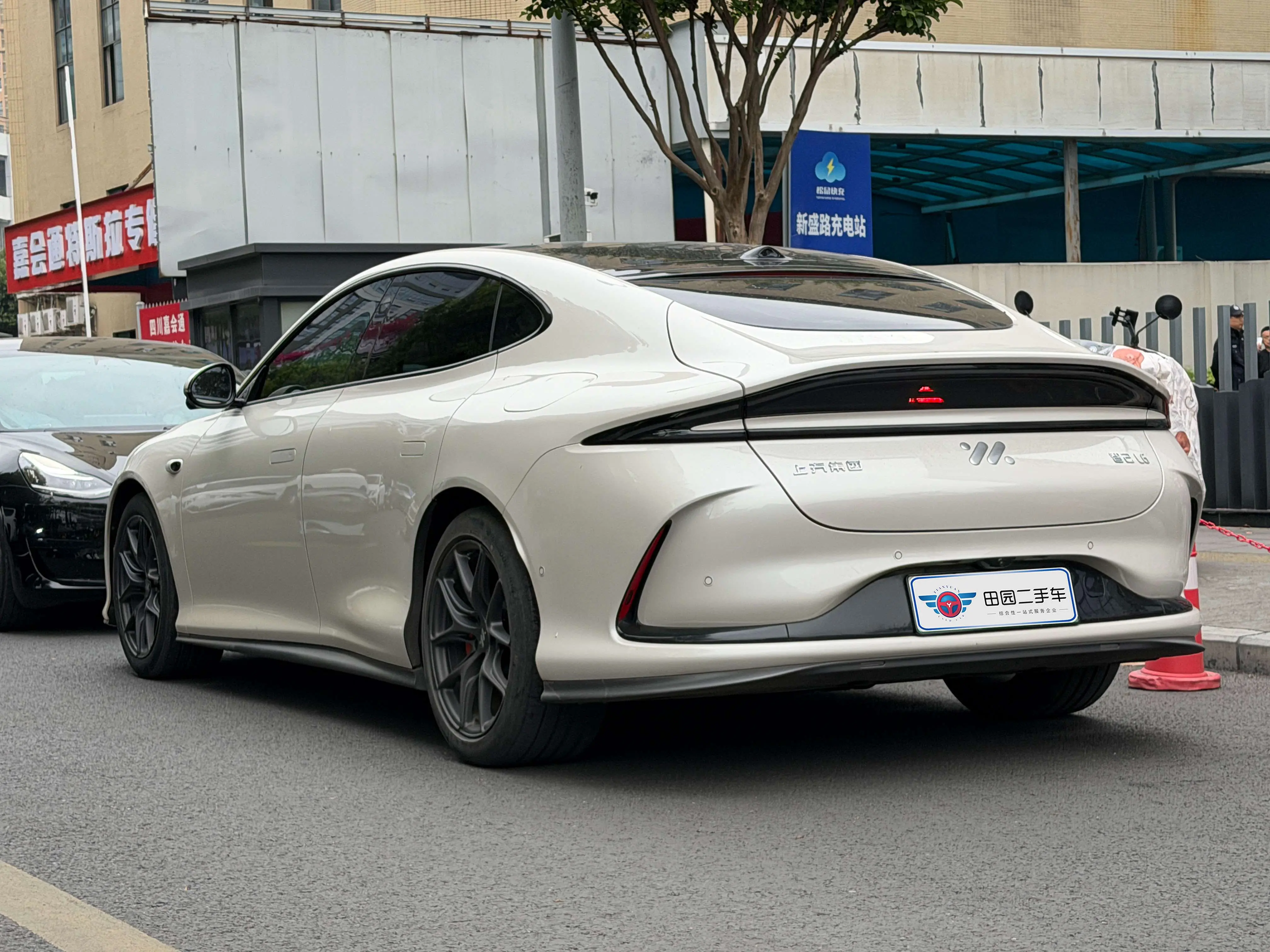 IM Motors L6