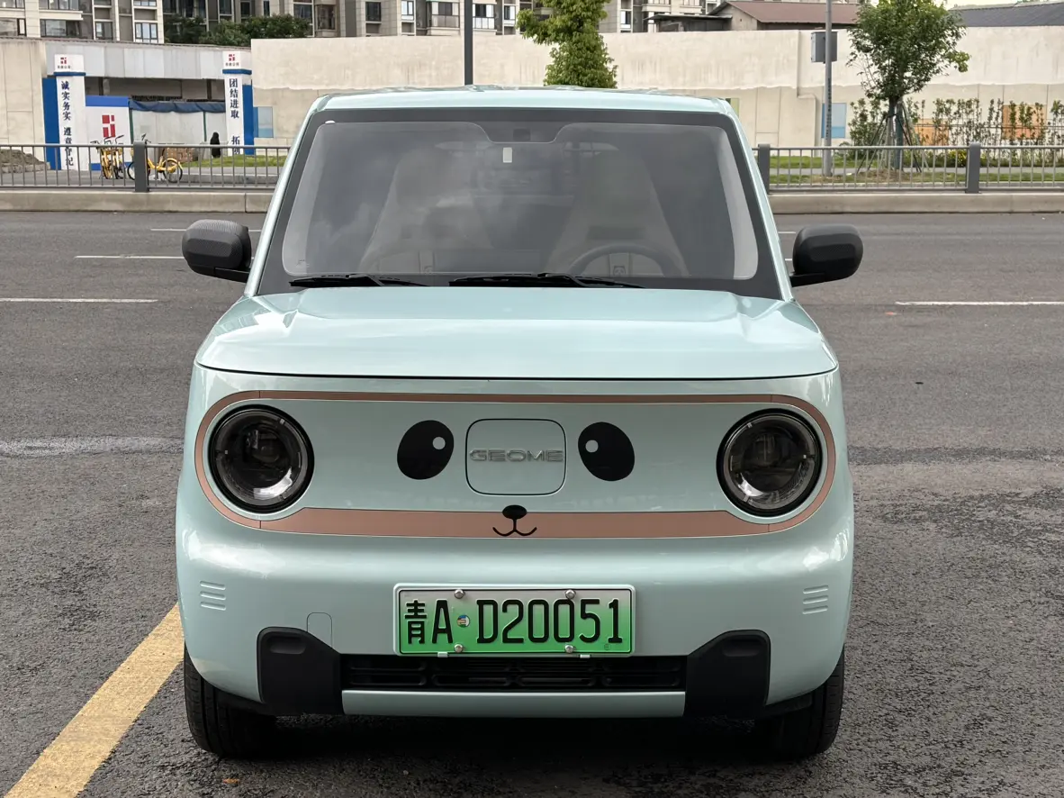 Geely Panda