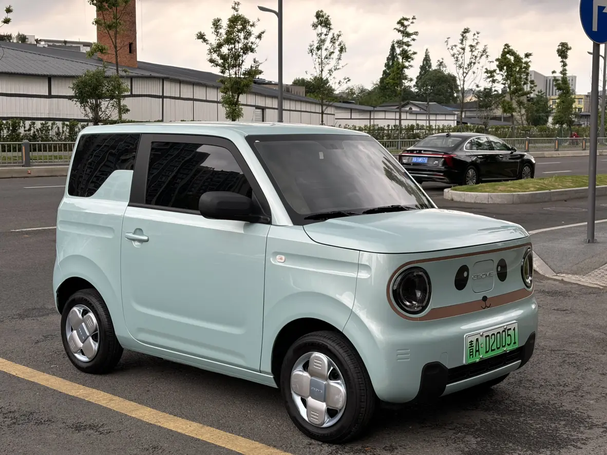 Geely Panda