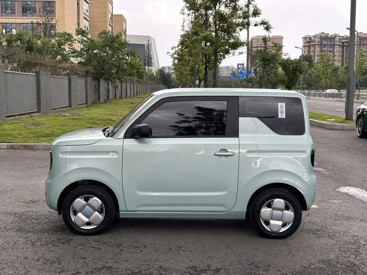 Geely Panda