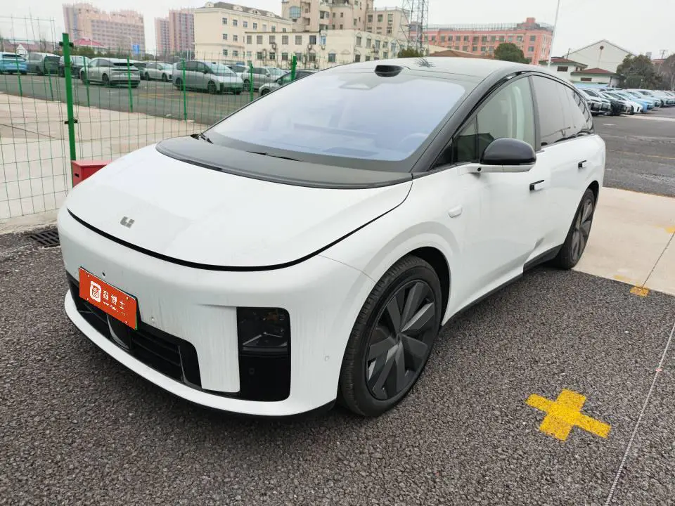Li Ideal i8