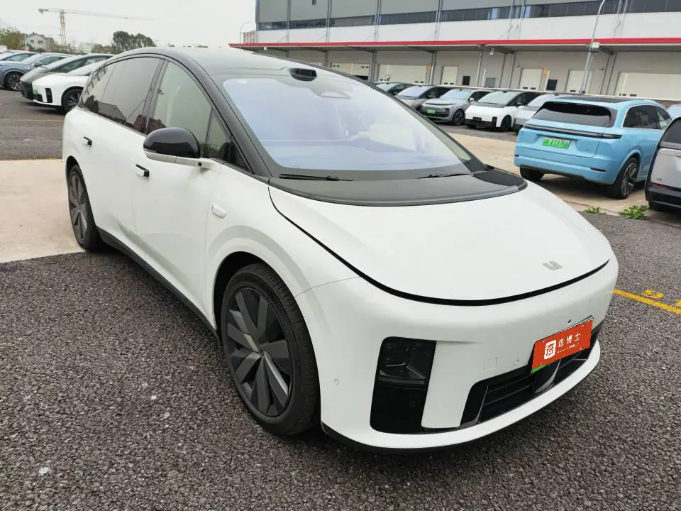 Li Ideal i8