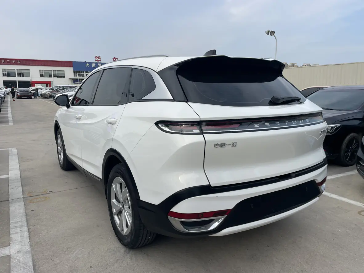 FAW Bestune T90