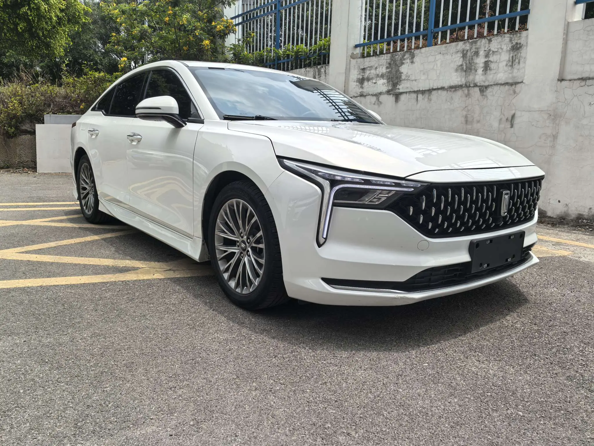 FAW Bestune B70