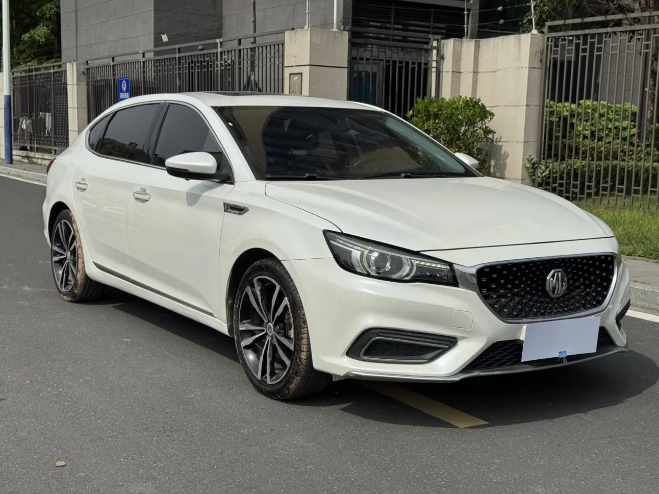 MG 6