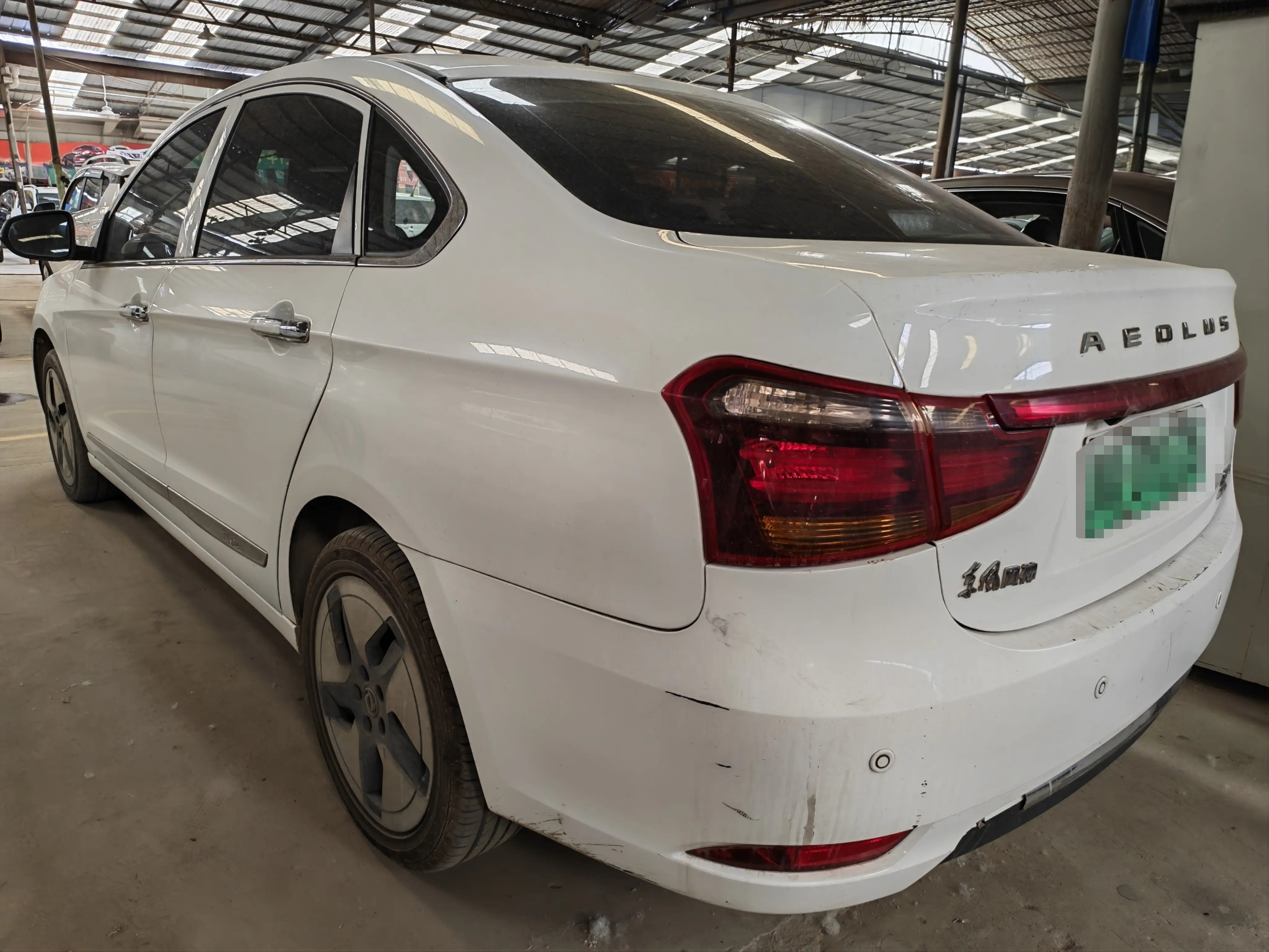 Dongfeng Fengshen E70