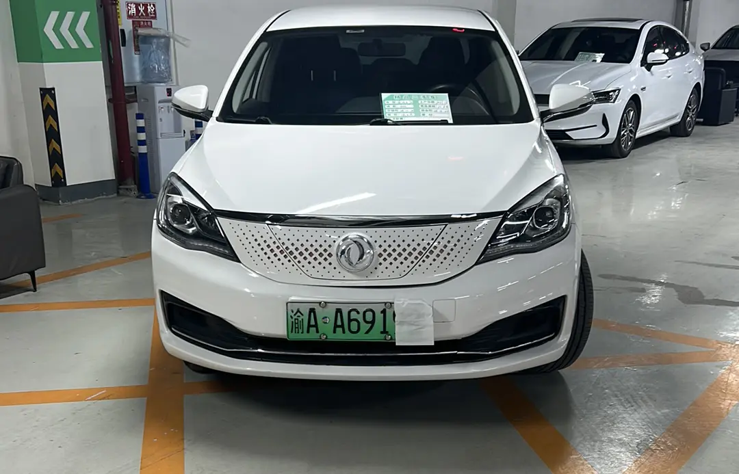 Dongfeng Fengshen E70
