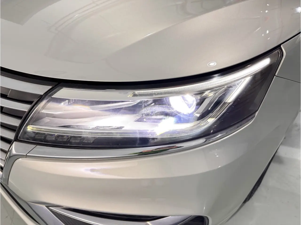 Roewe ei6
