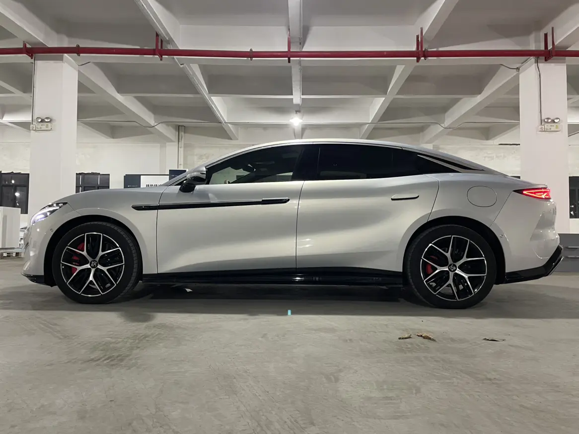 BYD Han L EV