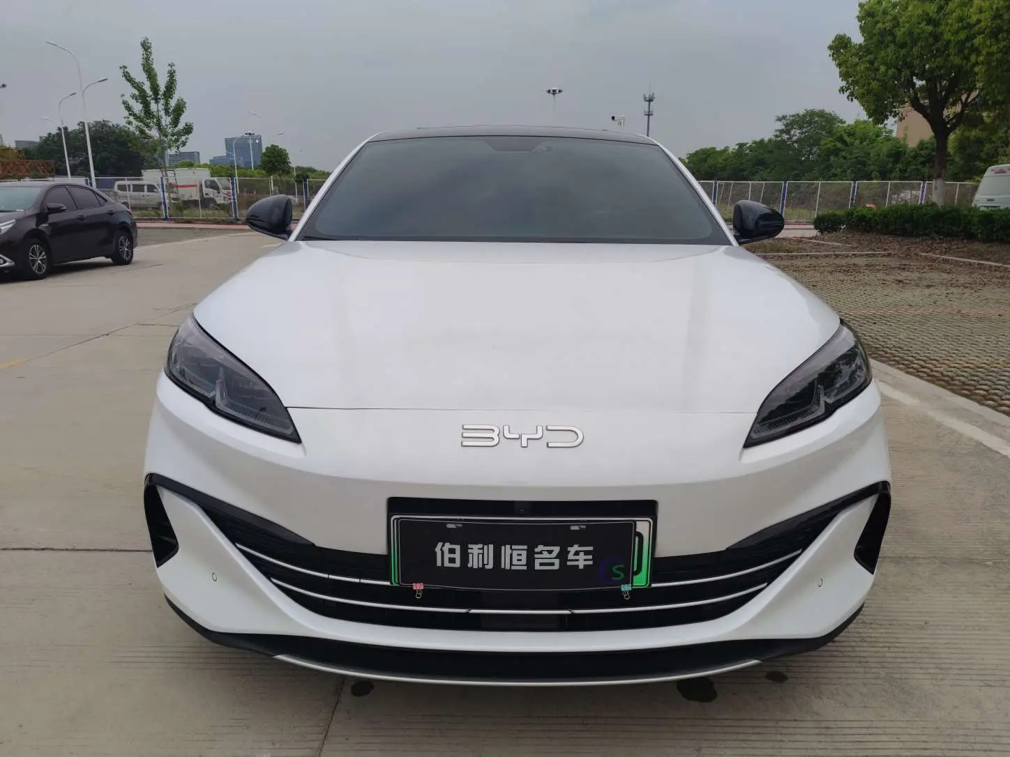 BYD Seal 06DM