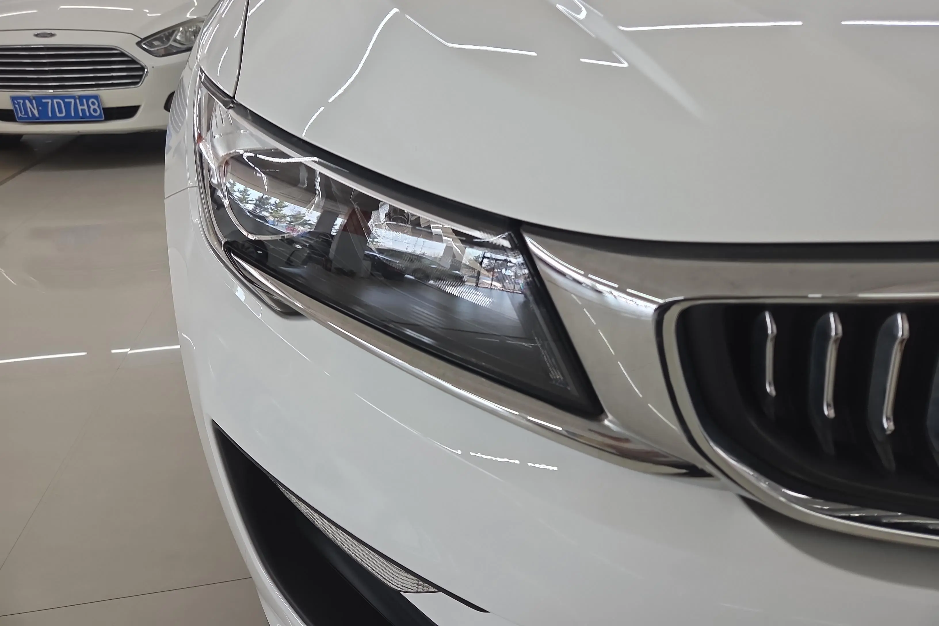 Geely Jiaji PHEV