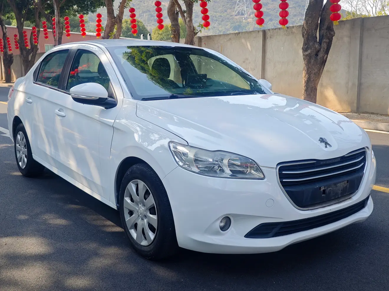Peugeot 301