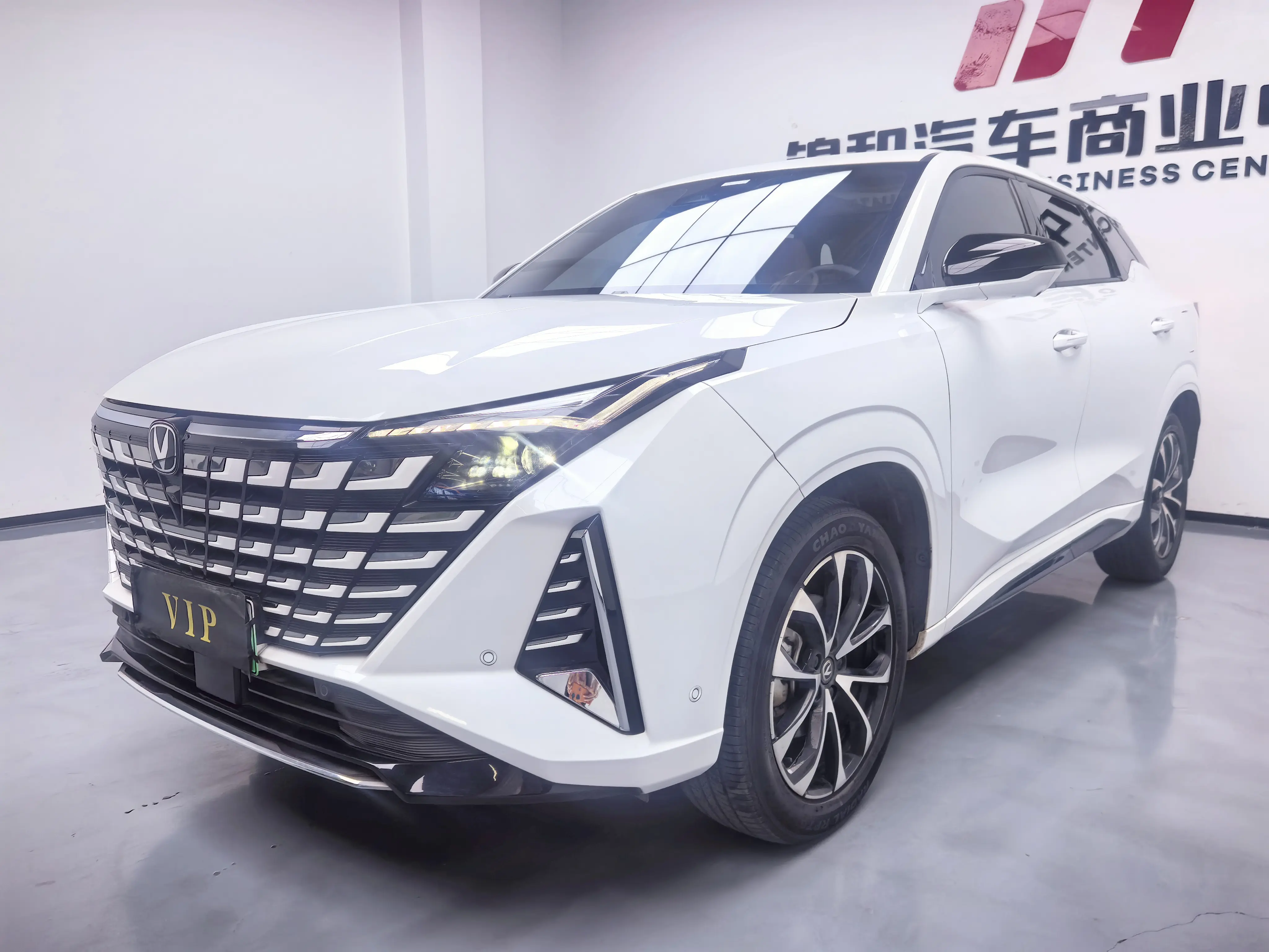 Changan UNI-Z PHEV