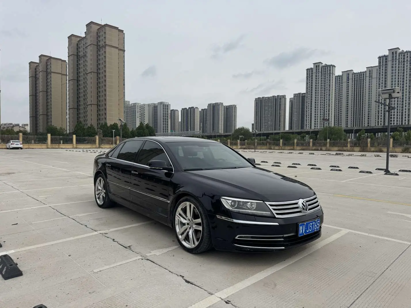 Volkswagen Phaeton / Phideon