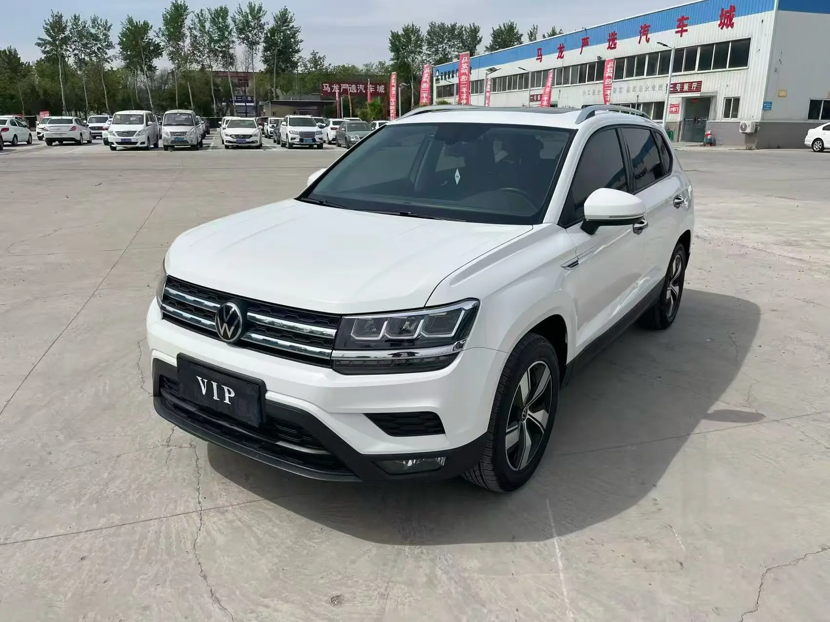 Volkswagen Tharu