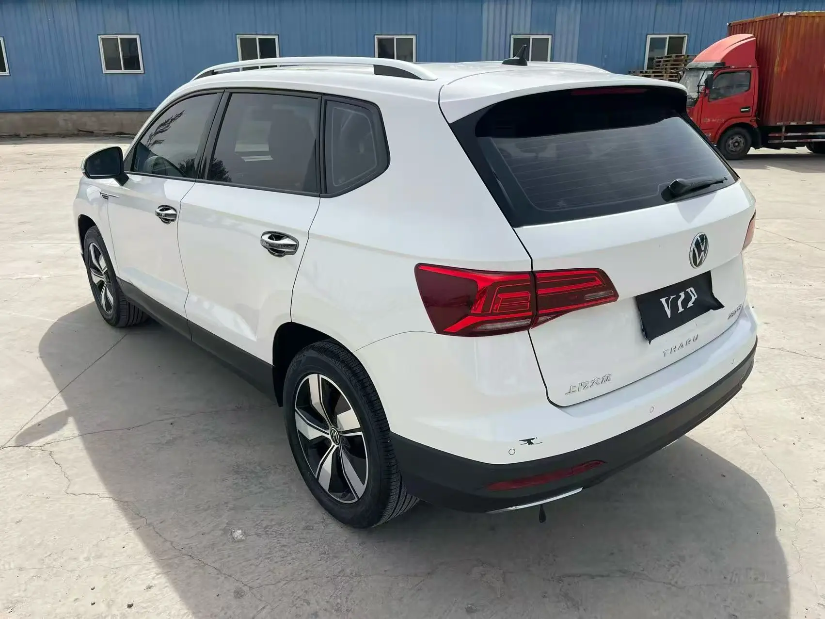 Volkswagen Tharu
