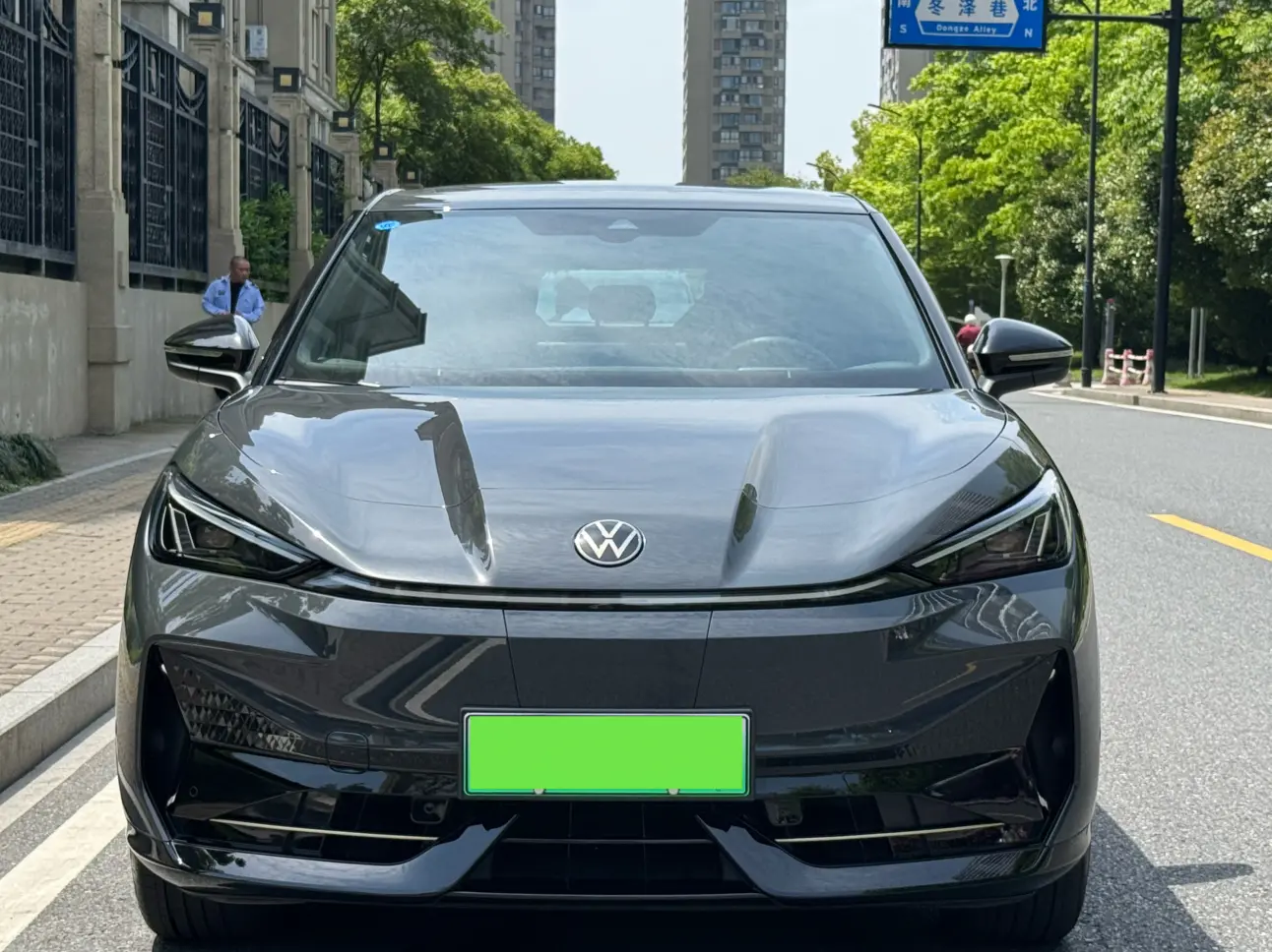Volkswagen With the crowd06