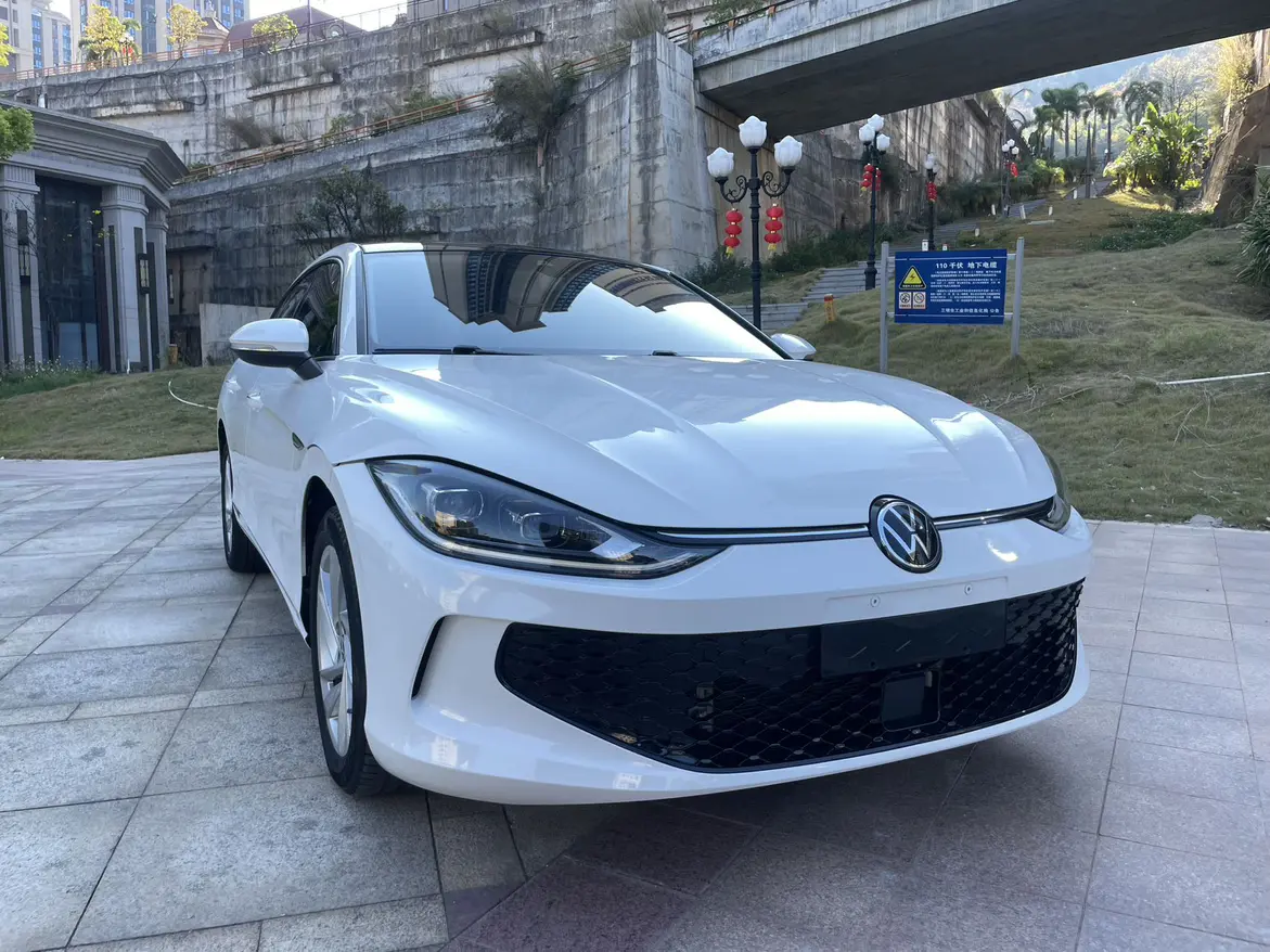 Volkswagen Lamando