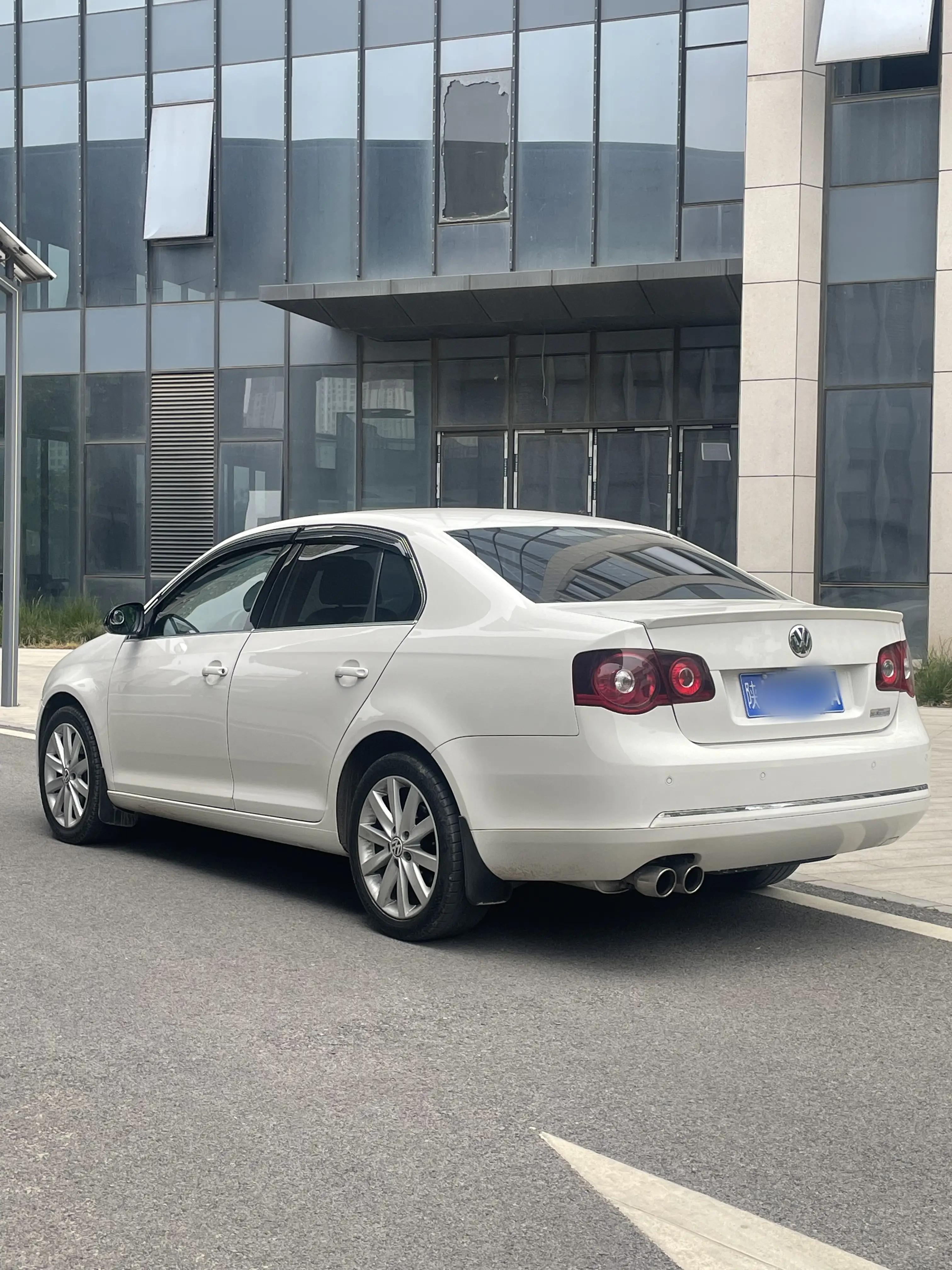 Volkswagen Sagitar