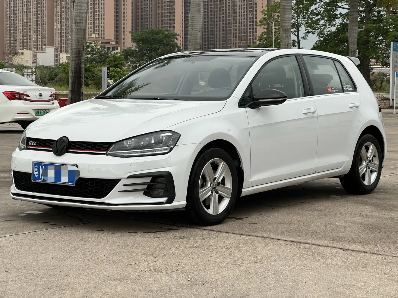 Volkswagen golf