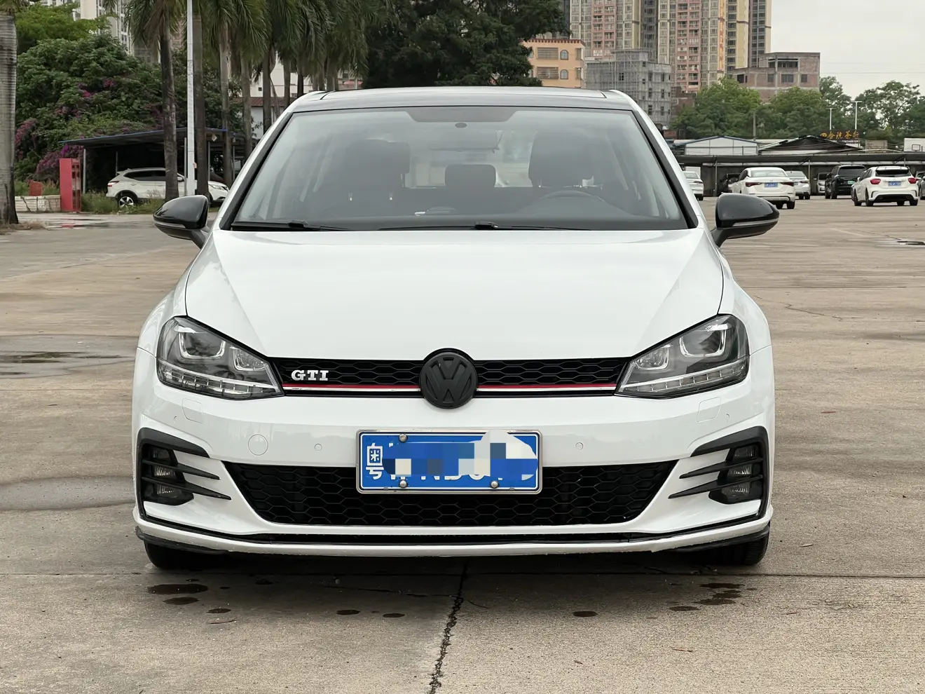 Volkswagen golf