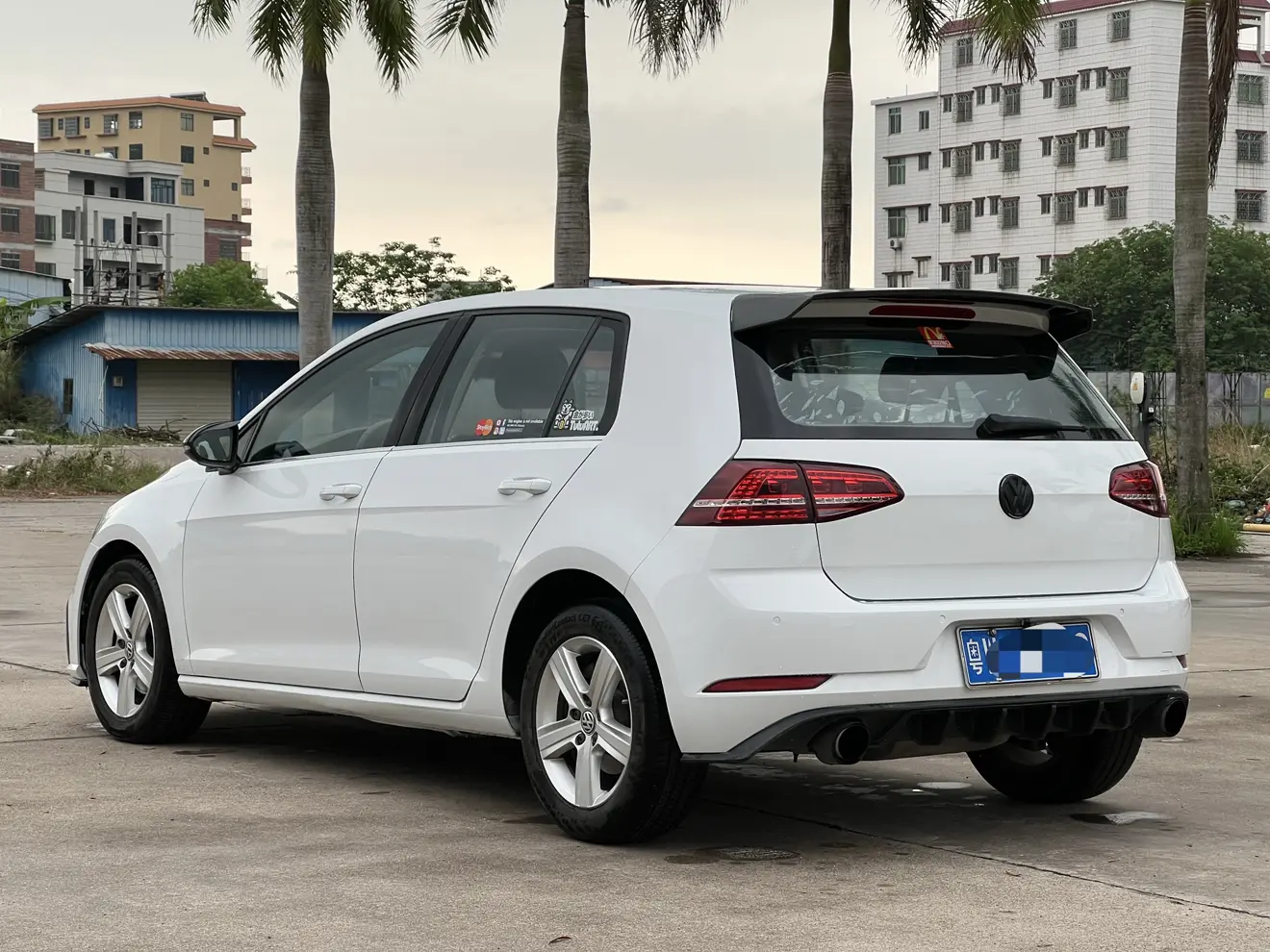 Volkswagen golf