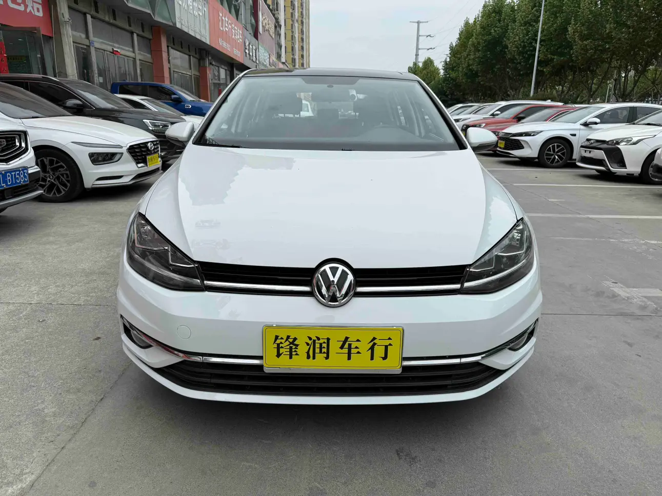 Volkswagen golf