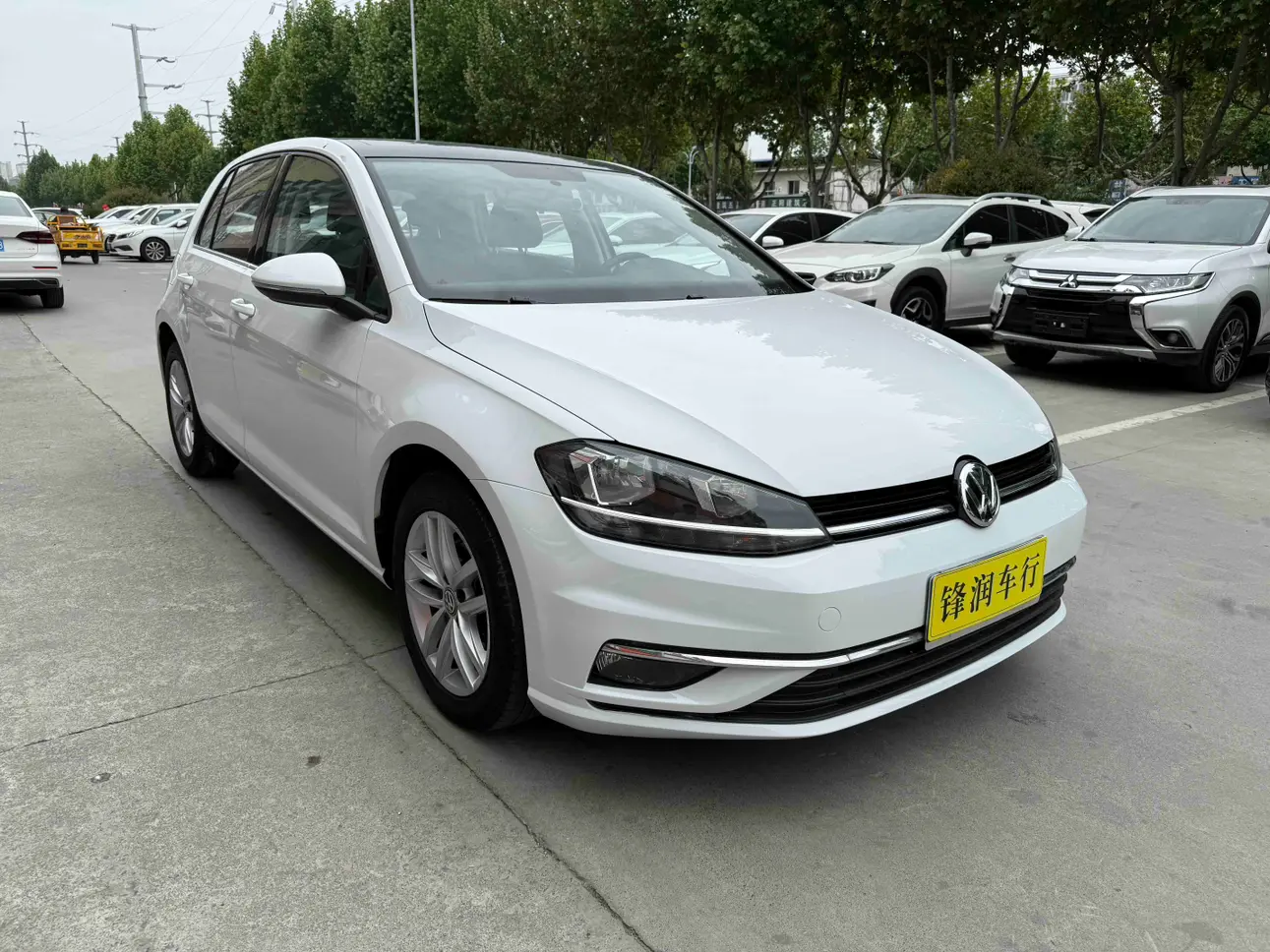 Volkswagen golf