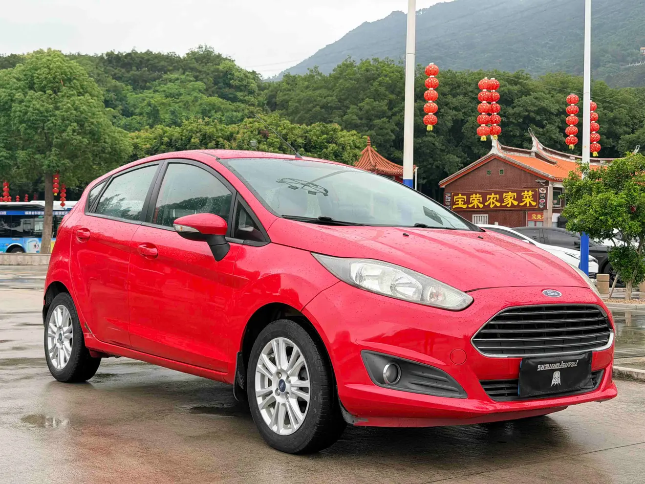 Ford Carnival
