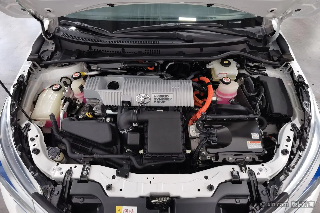 Toyota Corolla Dual Engine E+