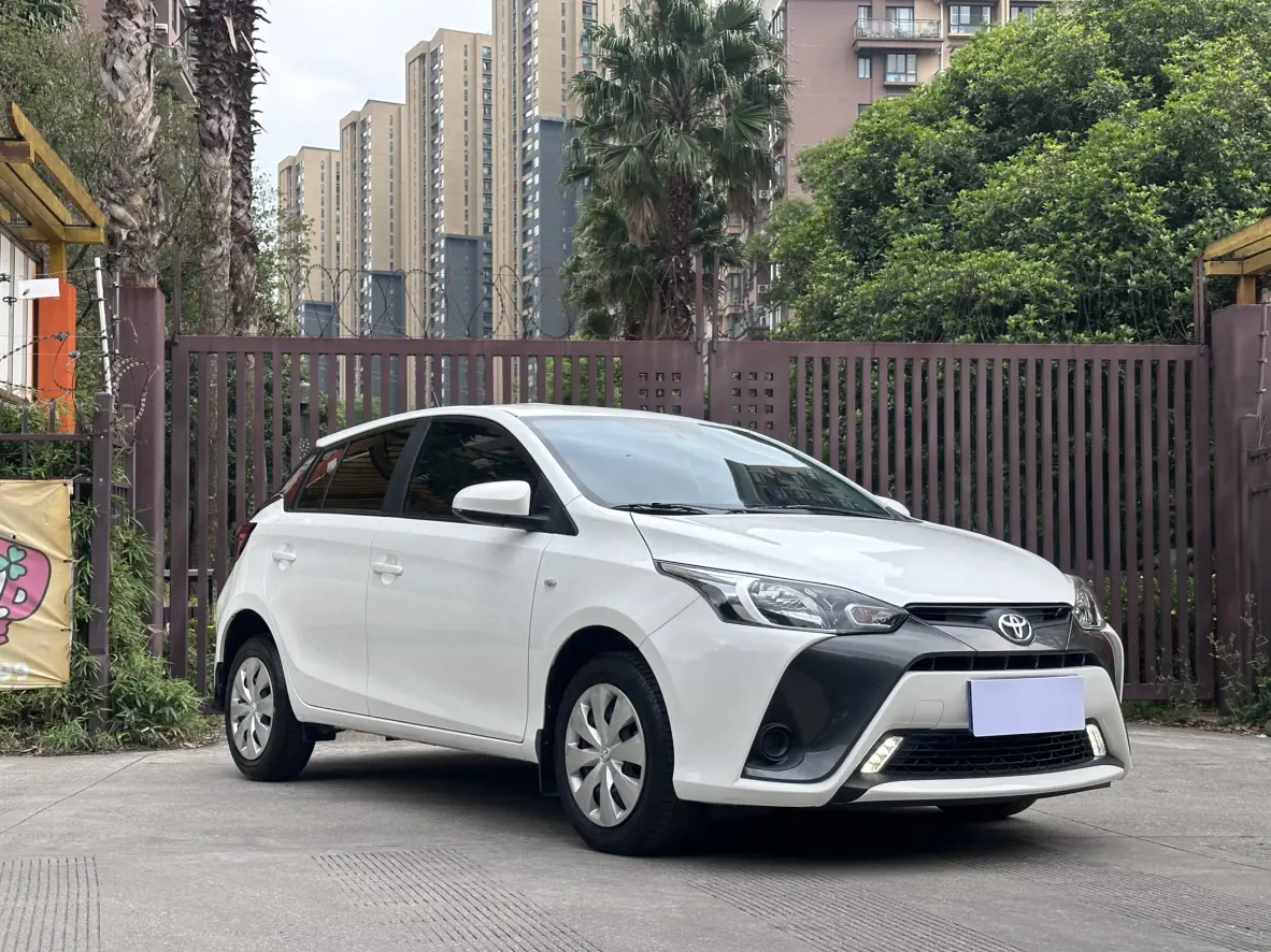 Toyota Yaris L