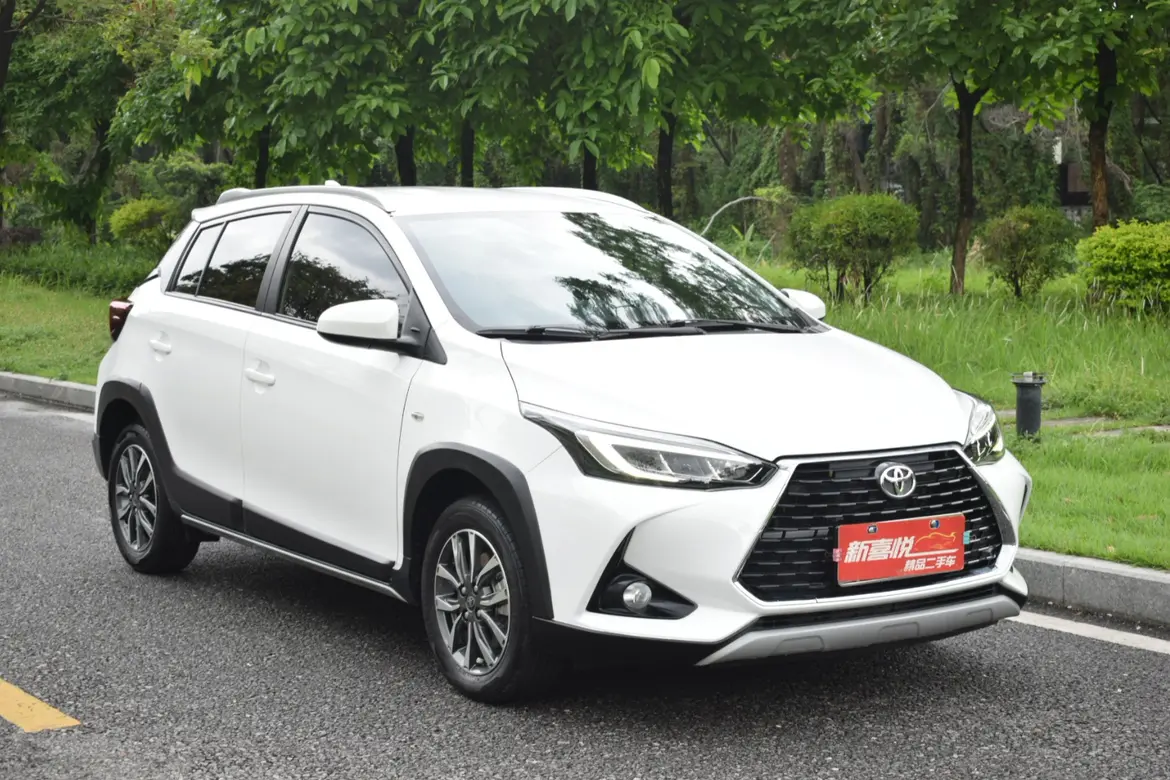 Toyota Yaris L