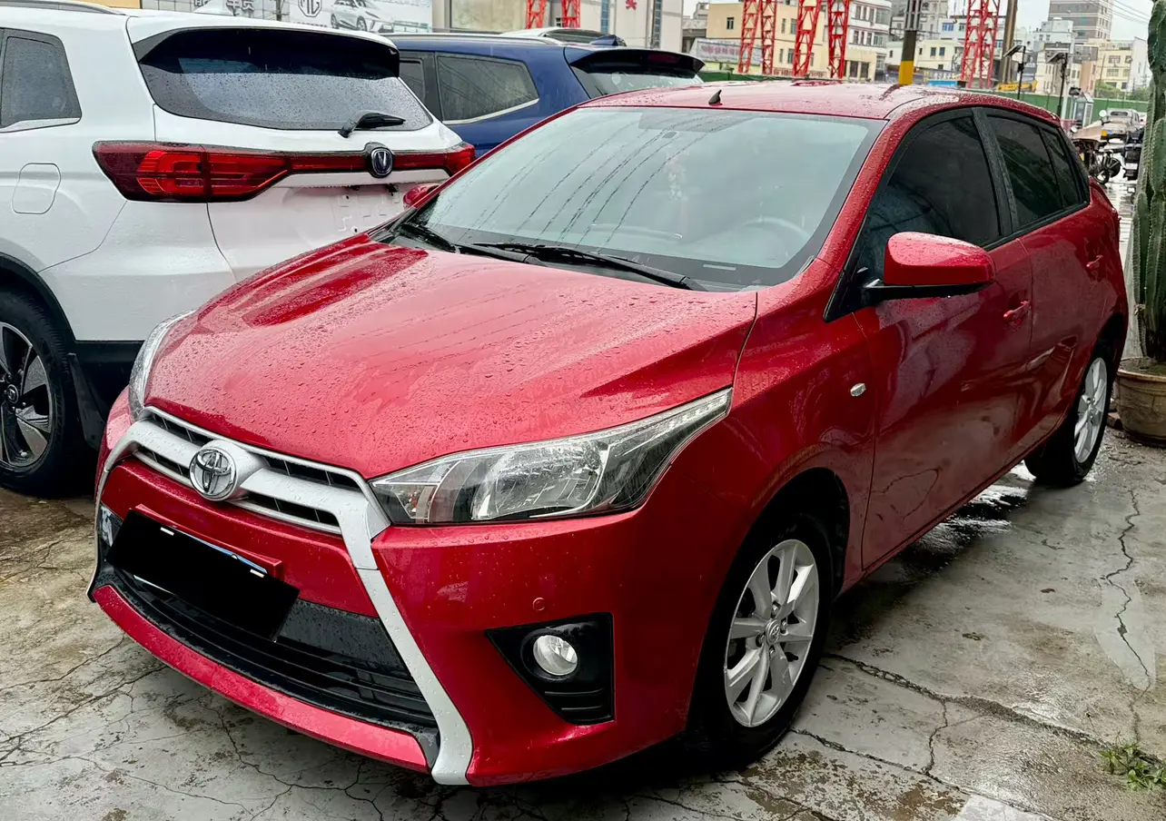 Toyota Yaris L