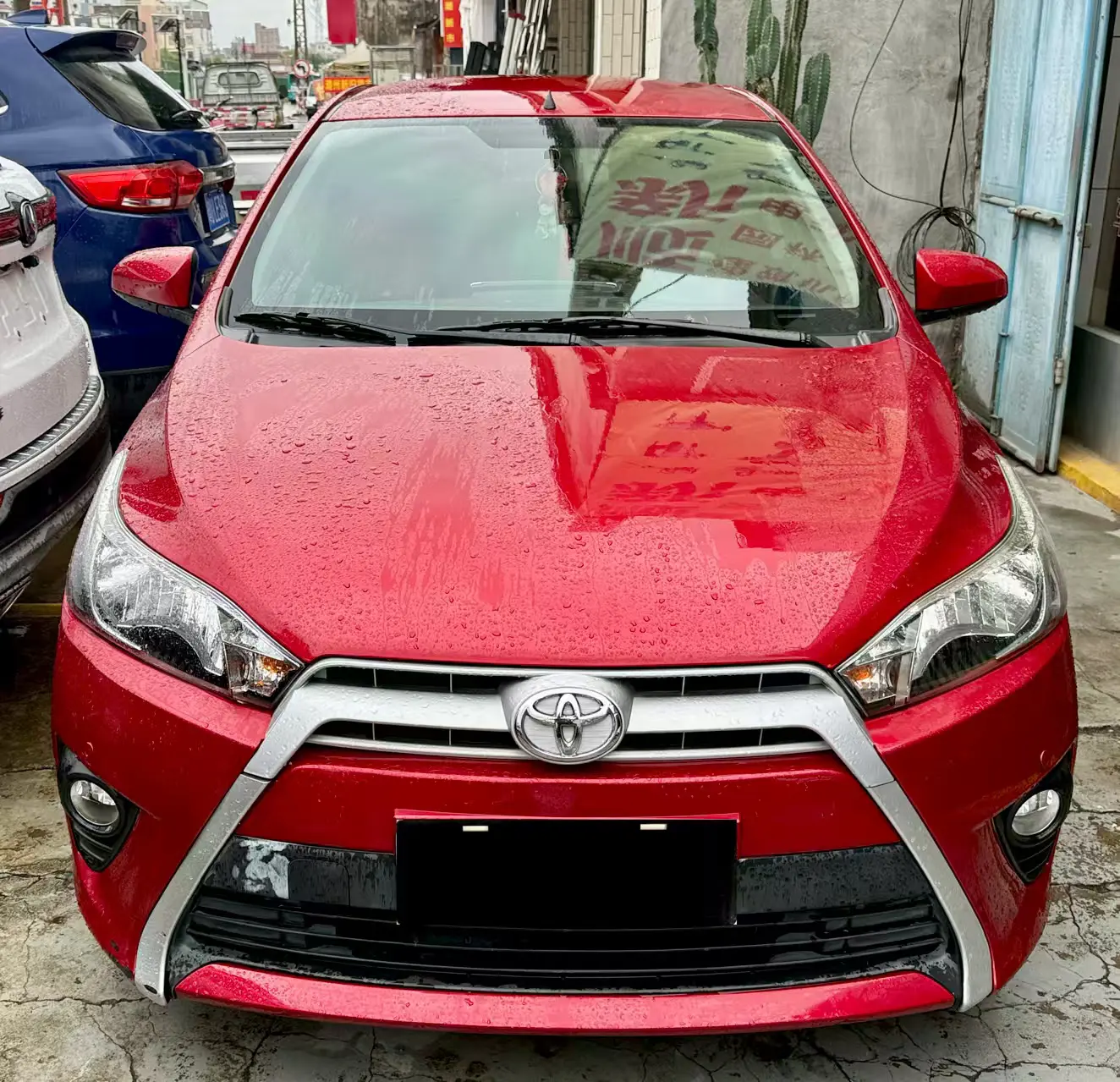 Toyota Yaris L