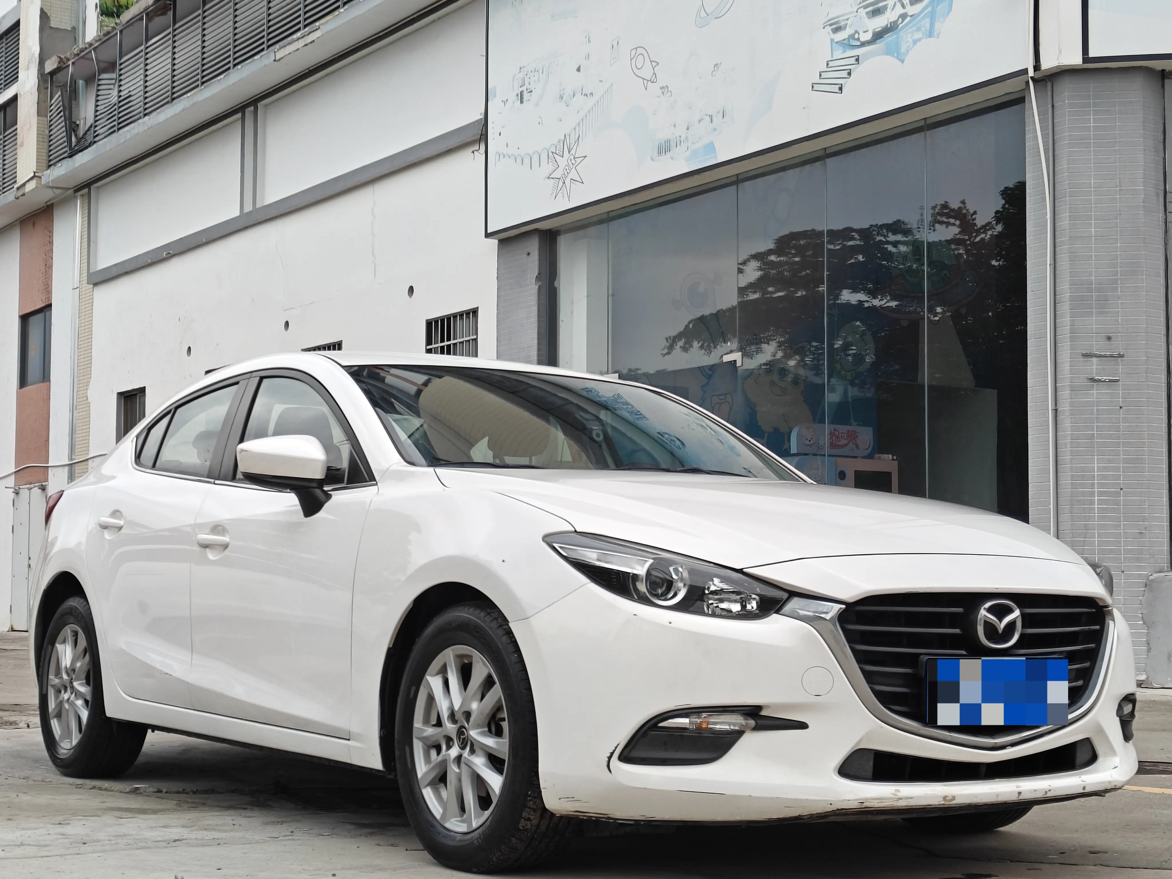 Mazda Axela
