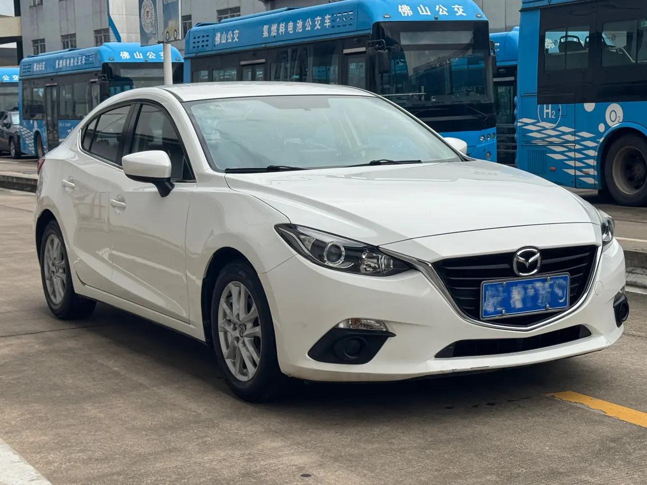 Mazda Axela