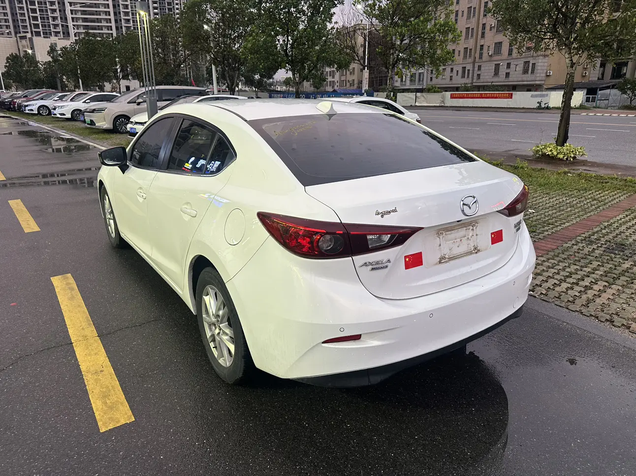 Mazda Axela
