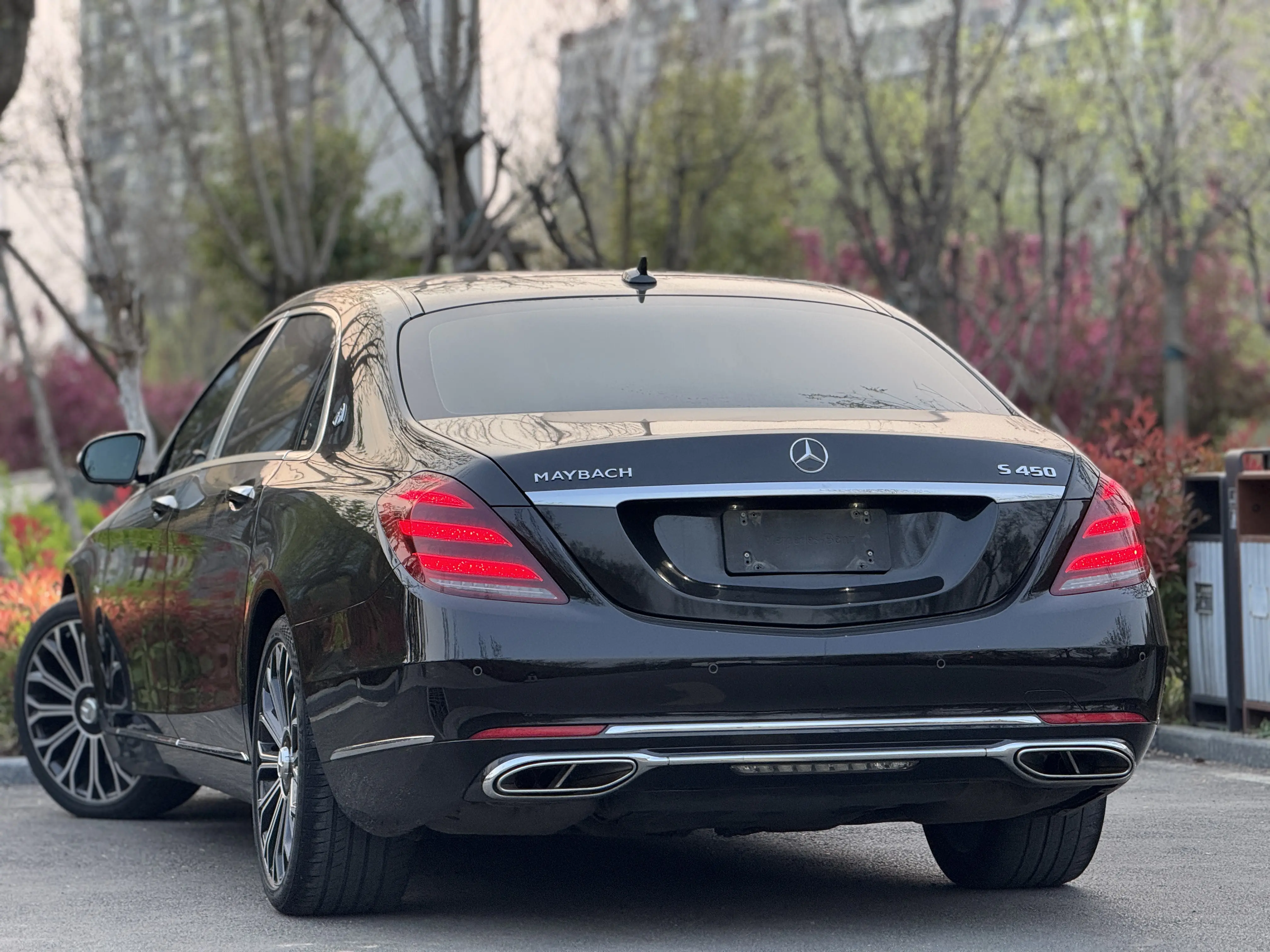 Mercedes-Benz Maybach S-Class